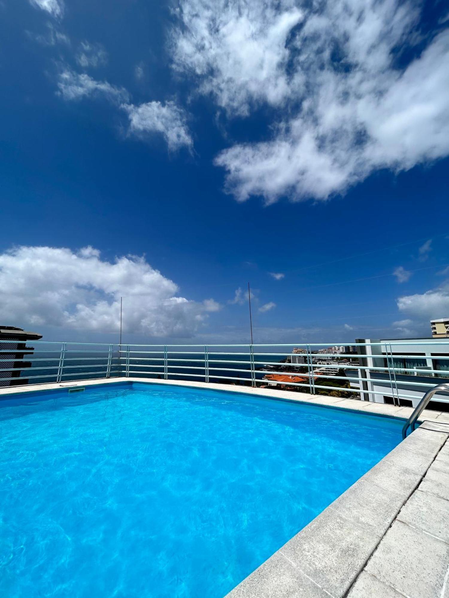 Lido Branca By Ola Madeira